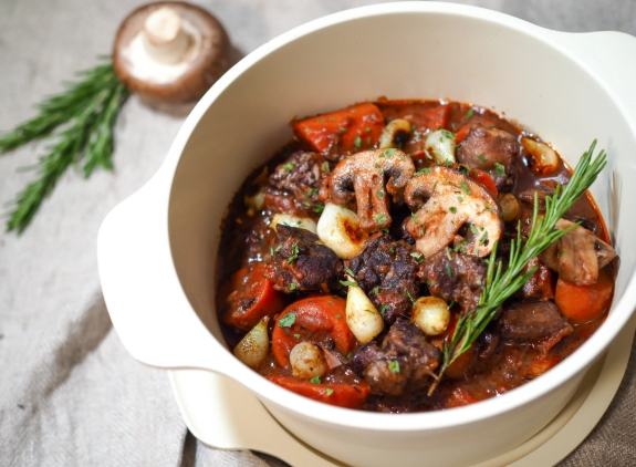 紅酒燉牛肉食譜